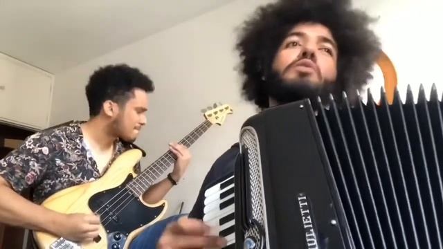 Brazilian Bassist Michael Pipoquinha and Great Accordion player Mestrinho One of my favorites!! смотреть онлайн
