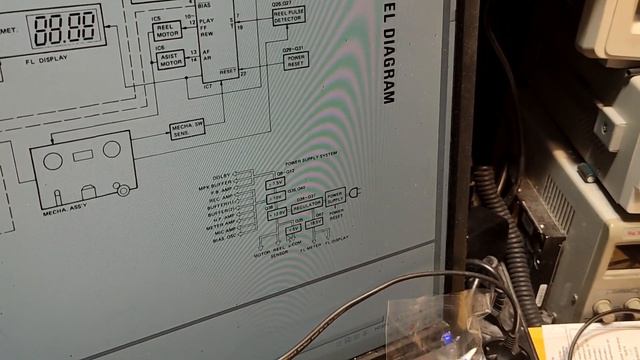Ленивый ремонт старой кассетной деки KENWOOD 1983 года смотреть онлайн