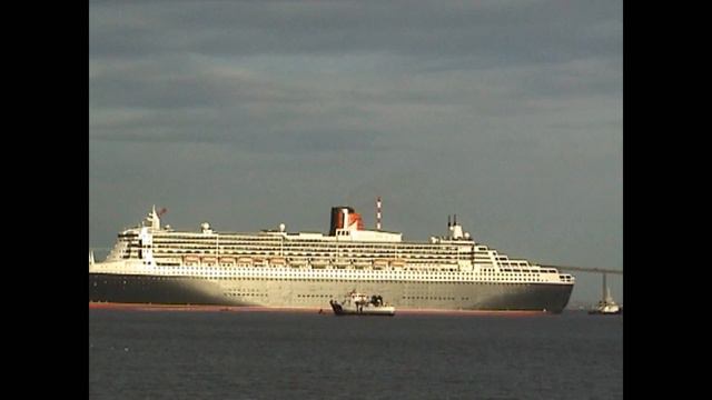 Le Queen Mary 2 le 22 12 2003 смотреть онлайн