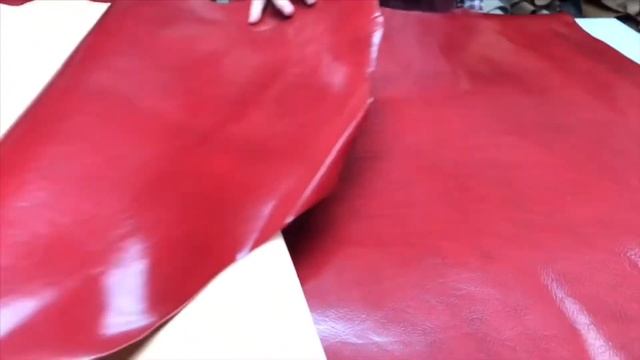 Кожа растительного дубления, 1.4-1.6мм, цвет ROSSO FERRARI, OLD FASHION, ARTIGIANO DEL CUOIO, Итали смотреть онлайн