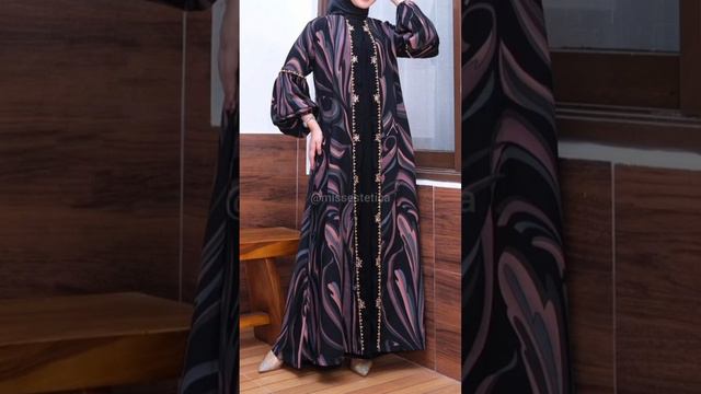 #Stylish printed abaya Designs 2023 #beautiful new print burqa design #abaya fashion #dubai abaya смотреть онлайн