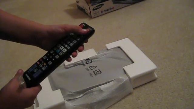 Unboxing of Samsung Smart Blu-Ray Player смотреть онлайн