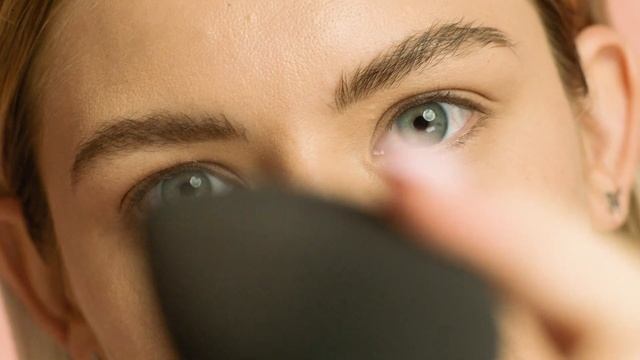 Матирующий тональный крем MATTE EFFECT FOUNDATION смотреть онлайн