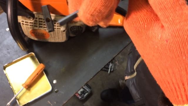 Бензопила глохнет при боковых наклонах.Причины.Как устранить