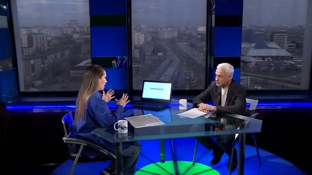 "Когда не было маршруток, трамваи перевозили 110 млн пассажиров. В прошлом году перевезли 29 млн." смотреть онлайн