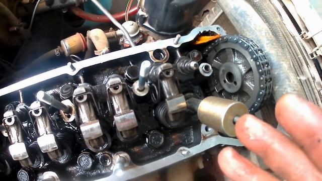 Замена сальников (маслосъемных колпачков) клапанов на классике ВАЗ 2106. смотреть онлайн