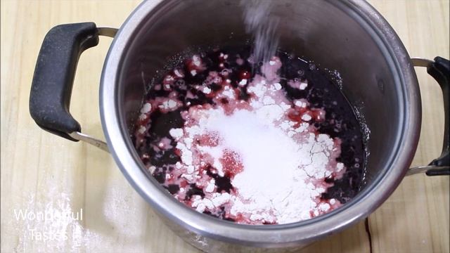 Wrap with sour cherry - Very easy and tasty dessert recipe (Subtitles in your language) смотреть онлайн