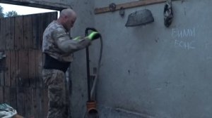 Скважина в  гараже за два часа , один , своими руками.