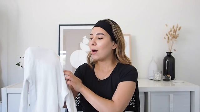 THE BEST BODYSUITS FOR PETITES 5FT AND UNDER | Haley Estrada смотреть онлайн