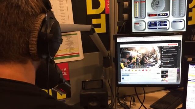 КАК ПОПАСТЬ НА РАДИО? Как продвигать свою музыку? ASTERO на радио DFM: Мини Интервью смотреть онлайн