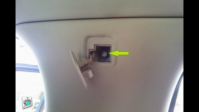 Снятие боковой панели стойки - Range Rover Vogue 3.0cdi смотреть онлайн