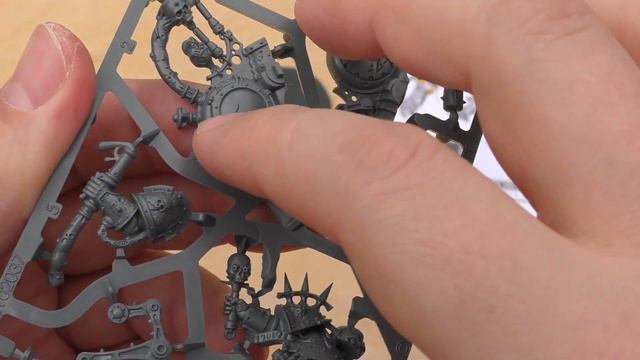 Death Guard - Foul Blightspawn - Unboxing & First Look (WH40K) смотреть онлайн