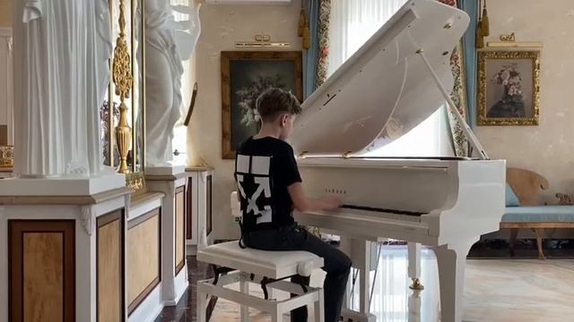 Итальянская песенка П. И. Чайковский смотреть онлайн