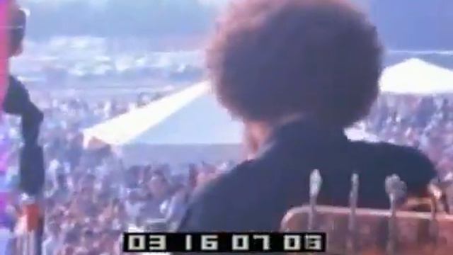 Jimi Hendrix Buddy Miles Newport Pop Festival 6 22 69 360p смотреть онлайн