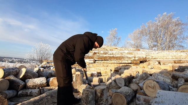 Как правильно колоть дрова? Инструкция от профессионального кольщика дров. Колка дров как правильно смотреть онлайн