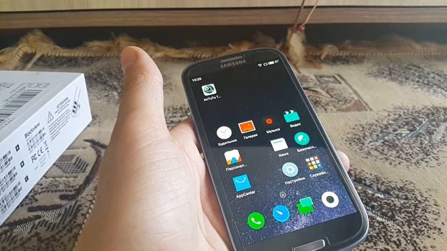 Samsung GT-I9300 Galaxy S III с прошивкой Flyme OS смотреть онлайн