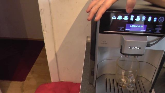 Prezentacja ekspresu Siemens EQ 6. смотреть онлайн