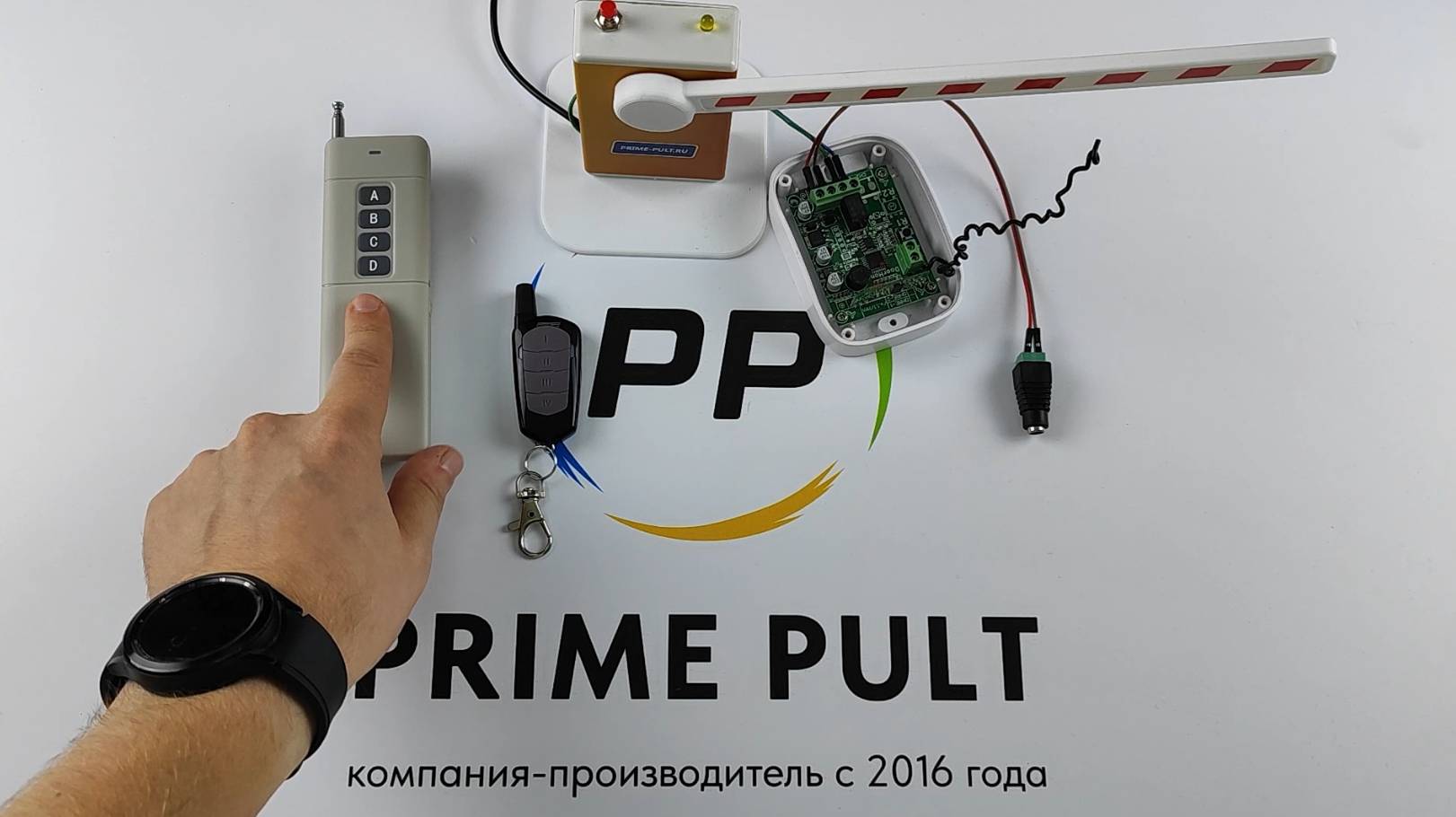 Проверяем пульты на дальность (Корпус БИГ) с телескопической антенной смотреть онлайн