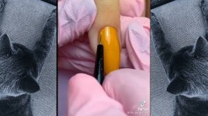 ?Страшные истории + маникюр?