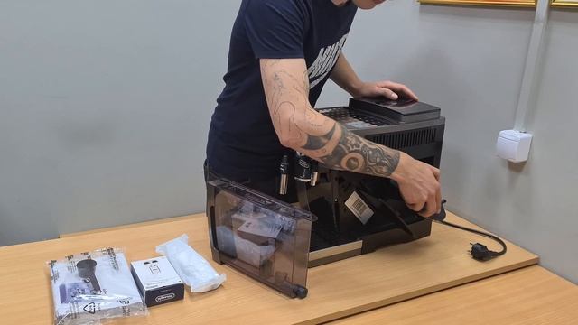 Обзор Delonghi Magnifica S Smart (ECAM 250.33) експлуатация