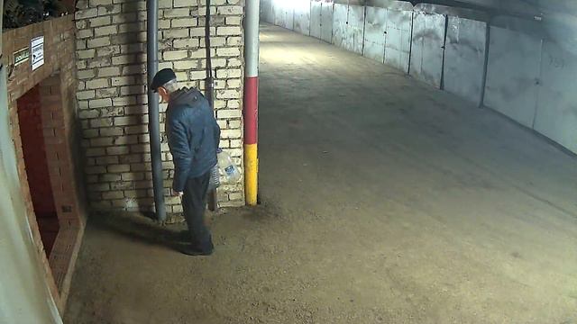 И эти люди говорят нам про невоспитанную молодёжь. Старый не значит мудрый смотреть онлайн