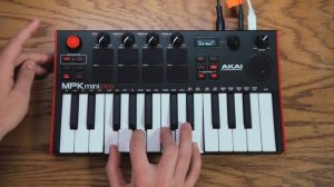 Akai MPK Mini PLAY mk.3 - The Best Midi Keyboard with Built-In Sounds