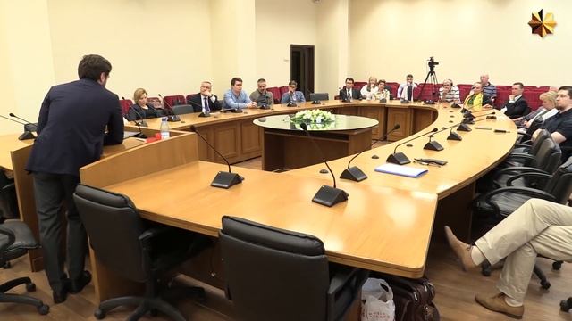 Всë, что нужно знать о британской элите (О. Яновский, А. Фурсов) смотреть онлайн