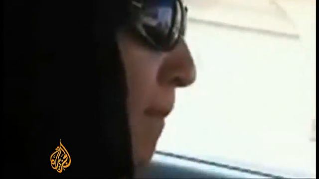 Manal al-Sharif defies the Saudi Arabian driving ban for women смотреть онлайн