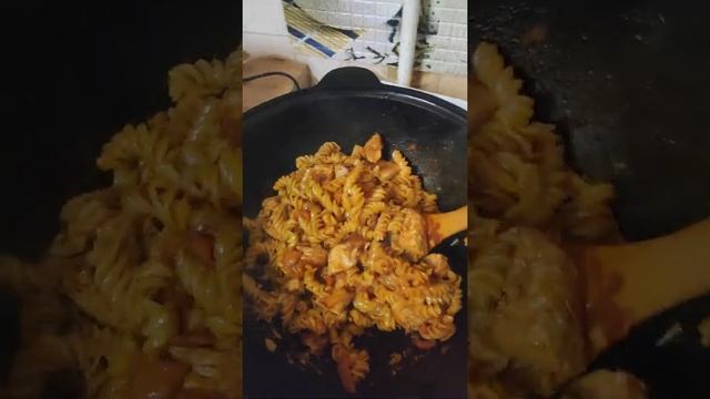 Макароны с мясом в казане!) смотреть онлайн