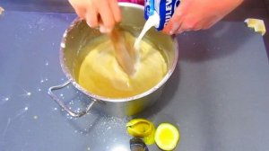 Заварной крем как в кондитерской. Простой рецепт заварного крема с яйцами и крахмалом.