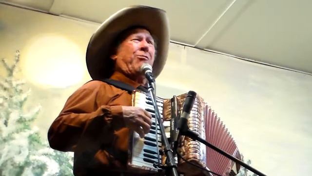 Sourdough Slim & Robert Armstrong "In Old Winnemucca" смотреть онлайн