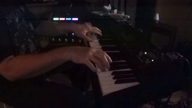 keyboard Casio CTK-2100+M13 Line 6+DITTO LOPPER X2 смотреть онлайн