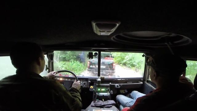 Music Ver. Pinzgauer 712K 6x6 Trophy, Off-road