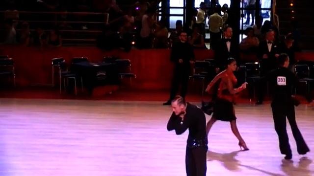 Ivan Popov-Lebedyanskiy - Alexandra Teslyuk. Rumba. смотреть онлайн