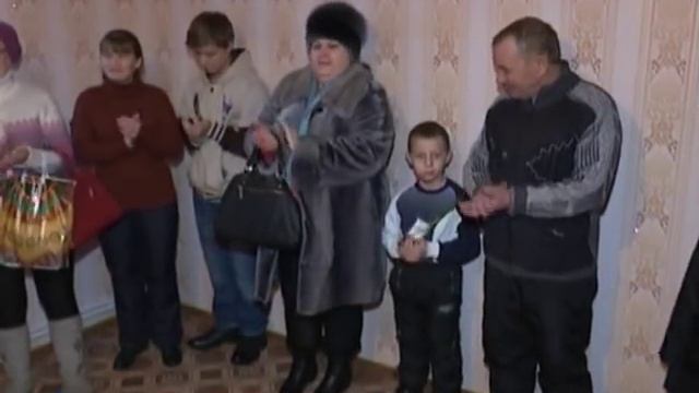 Предновогоднее новоселье 6+ смотреть онлайн