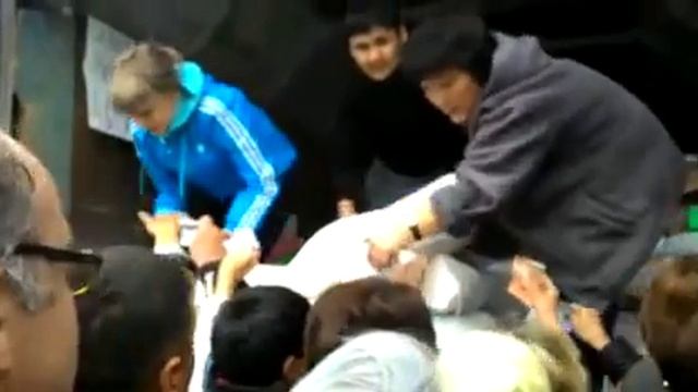 Костанайцы расхватали сахар мешками смотреть онлайн