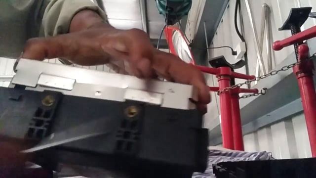 How to remove Brake Actuator power supply Pruis for check Capacity, смотреть онлайн