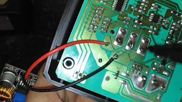 Переделка зарядного устройства шуруповерта Интерскол ДА-10/12М3 смотреть онлайн