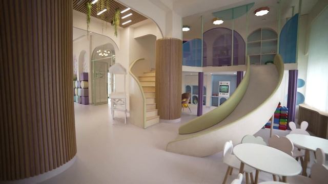 Рум-тур с реализованного студией дизайна Artum детского центра Лавандыши смотреть онлайн