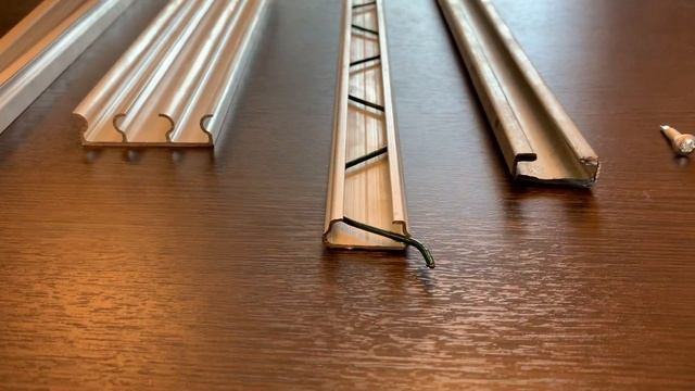 Крепление пленки на теплицах (клипса для зажима пленки на теплице) Италия смотреть онлайн