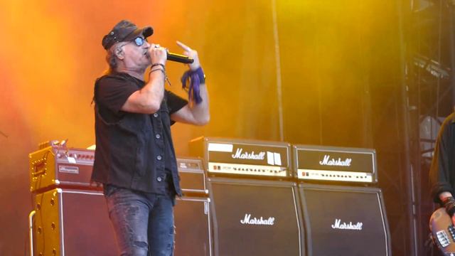 KROKUS: Eat The Rich - 2019-07-12 - BANG YOUR HEAD festival Balingen смотреть онлайн