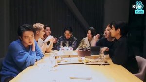 Трансляция BTS на Vlive