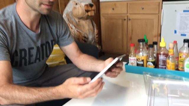 Unboxing the Microsoft Surface Go смотреть онлайн