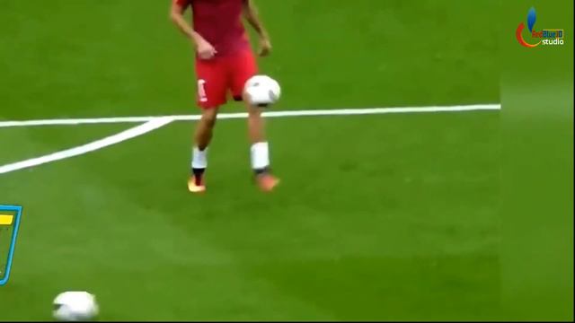 Ubuzima bw' Igitangaza bwa Christiano Ronaldo| Menya byinshi mutamenye kuri we n' amateka ye смотреть онлайн