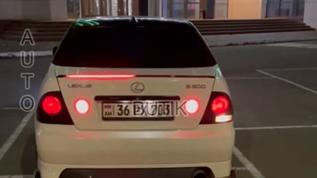 Лип спойлер с LED подсветкой, 125 см смотреть онлайн