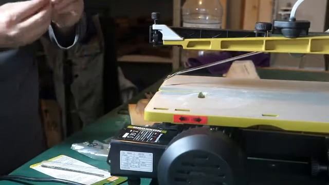 new toy: 2-speed Scroll Saw DS 460 смотреть онлайн