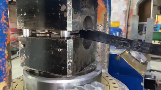 Испытание листового ПНД(пресс 50 тонн) смотреть онлайн