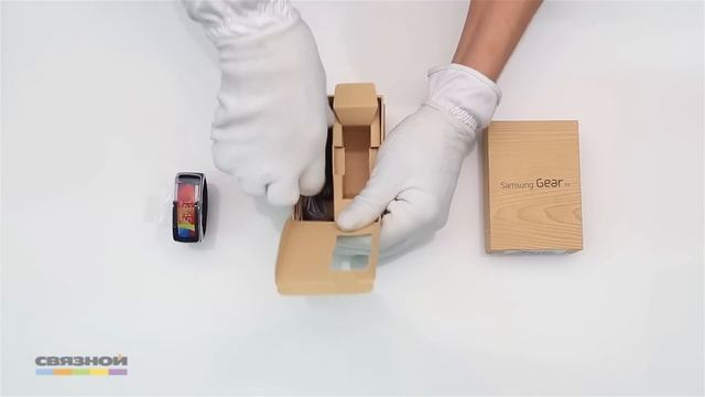 4089522 Умные часы Samsung GEAR Fit смотреть онлайн