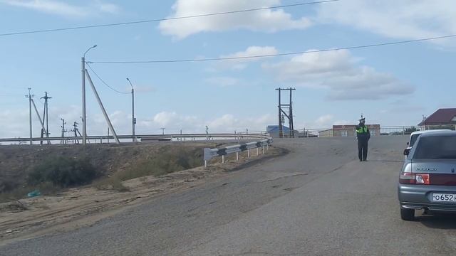Медведев и его кортеж . Астрахань рыбалка смотреть онлайн