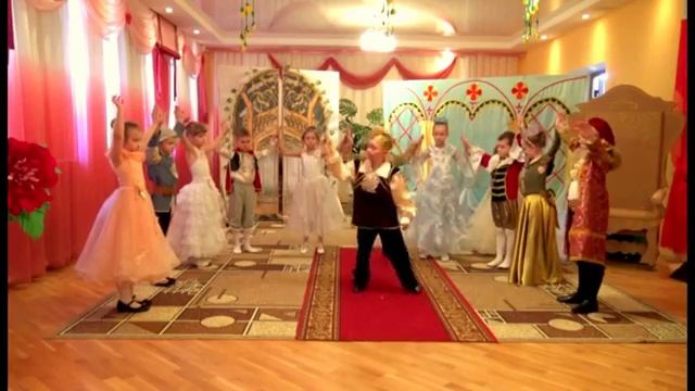 _Танец Принцессы и Принца во дворце_.Театр в детском саду..mp4 смотреть онлайн